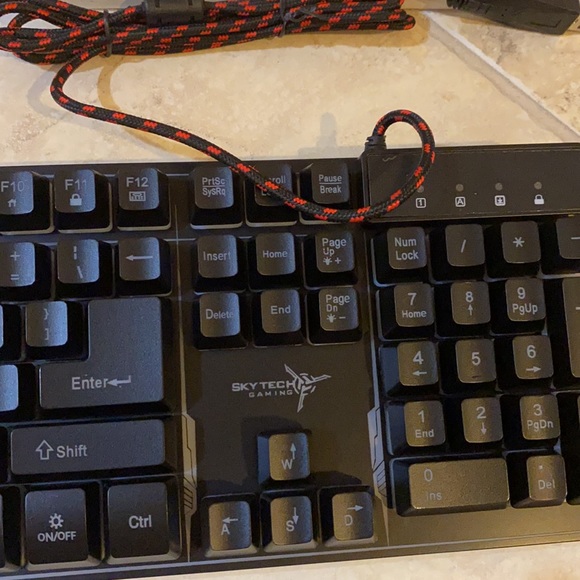 Skytech keyboard - Picture 2 of 6